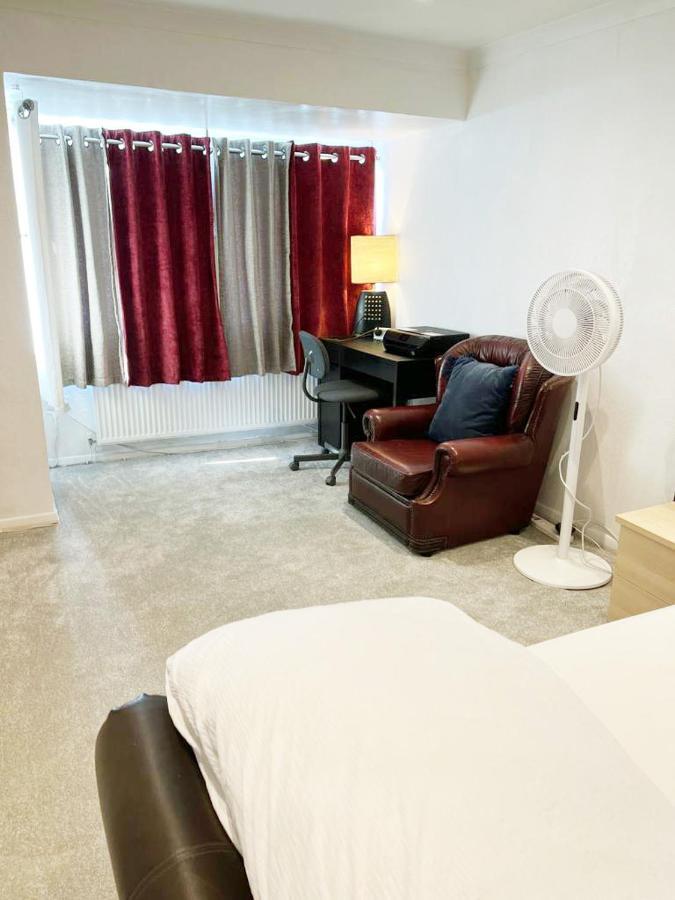 Blessings Of Peace Home Away From Home Cardiff Exteriér fotografie