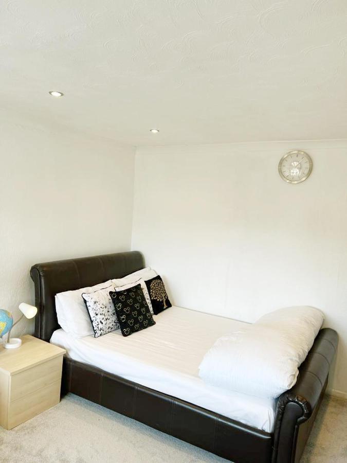 Blessings Of Peace Home Away From Home Cardiff Exteriér fotografie