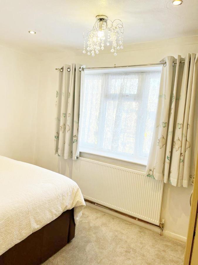 Blessings Of Peace Home Away From Home Cardiff Exteriér fotografie