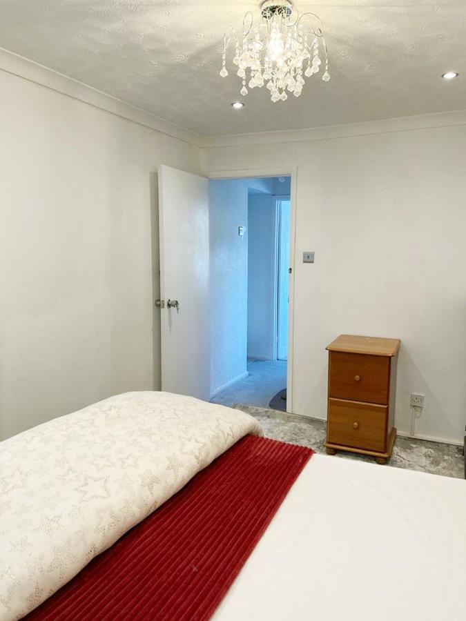 Blessings Of Peace Home Away From Home Cardiff Exteriér fotografie