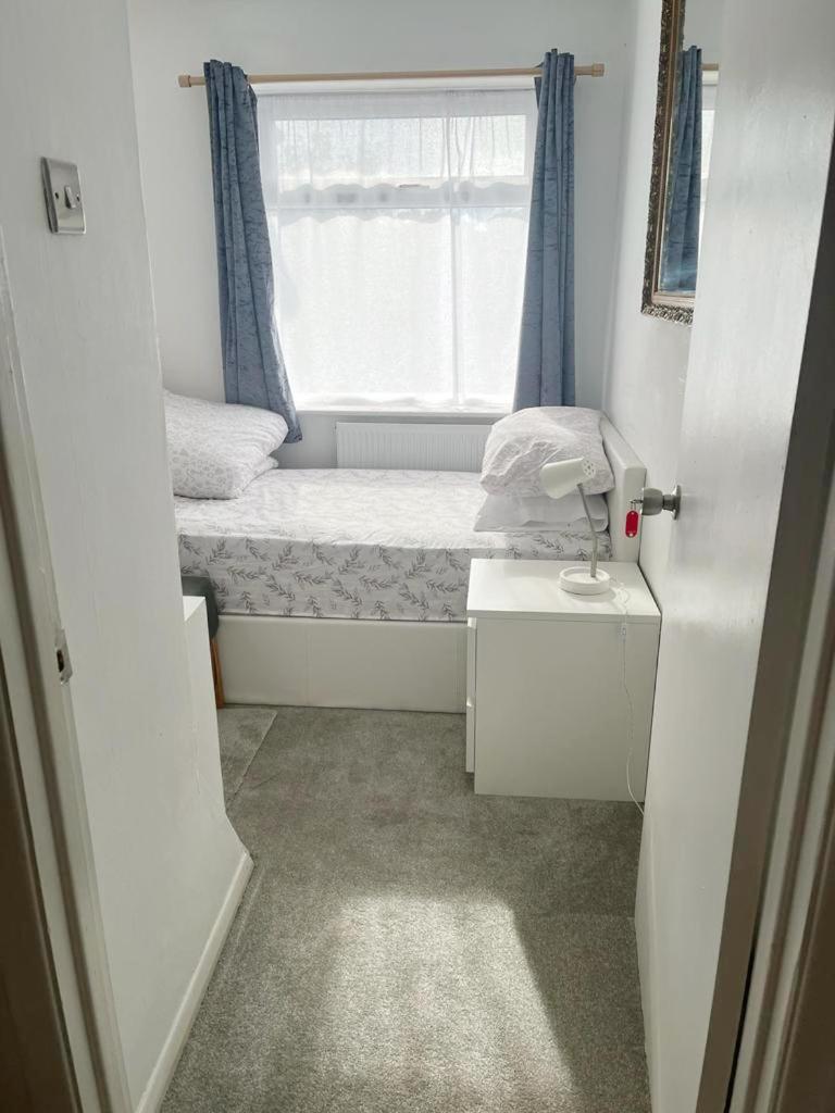 Blessings Of Peace Home Away From Home Cardiff Exteriér fotografie