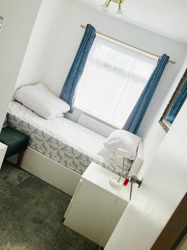 Blessings Of Peace Home Away From Home Cardiff Exteriér fotografie