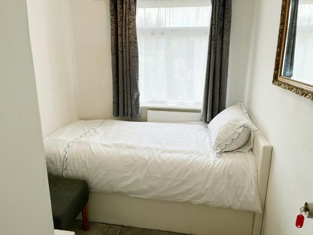 Blessings Of Peace Home Away From Home Cardiff Exteriér fotografie