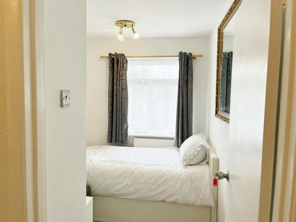 Blessings Of Peace Home Away From Home Cardiff Exteriér fotografie